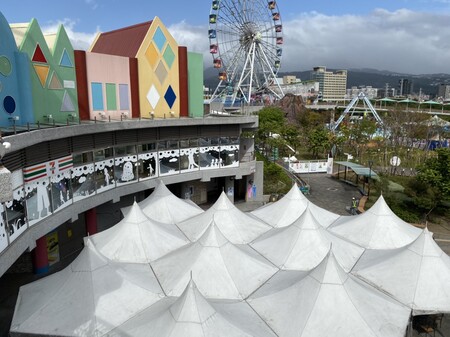 Multi-Directional Hexagon Cross Cable Tent Layout