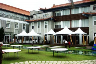 Covered Outdoor Dining Area