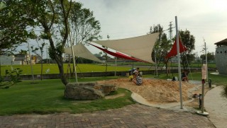 Stylish Sail Shade for Leisure Farm Sandpits