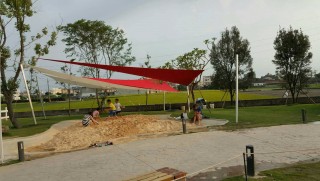 Stylish Sail Shade for Leisure Farm Sandpits