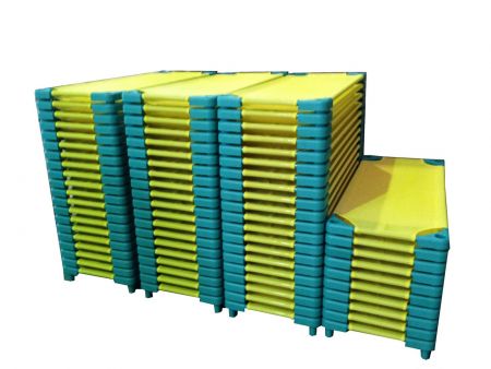 Lit d'enfant empilable