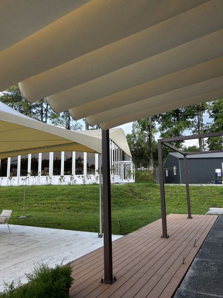 O Toldo de Vela em Forma de Onda