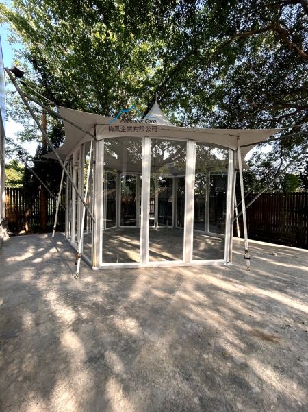 Tenda Gazebo Heksagonal dengan Kabel Silang