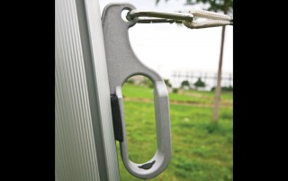 Meccanismo di altezza regolabile