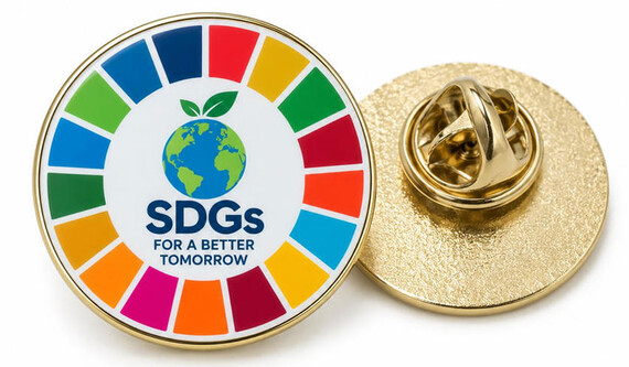 Full-Color UV Printed SDG Pins