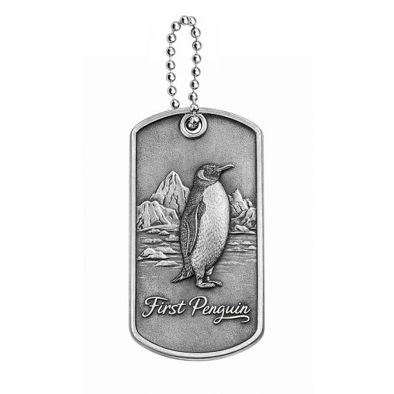 Zinc alloy antique silver souvenir dog tag with 3D penguin engraving