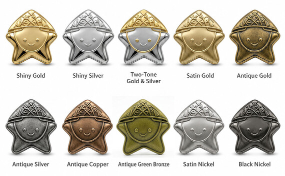 Welche Metalloberflächen sind verfügbar? - Vollständige 3D-Zinklegierungssternmuster ohne Emaille, die satinierte Gold-, satinierte Nickel-, antike Bronze-, antike Gold-, antike Zink- und antike Kupferbeschichtungen zeigen.