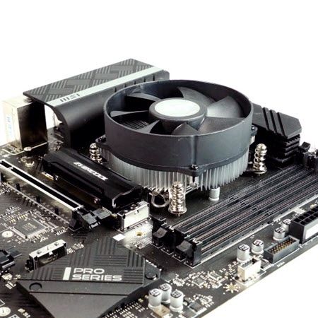 INTEL LGA1700 मदरबोर्ड पर स्थापित।