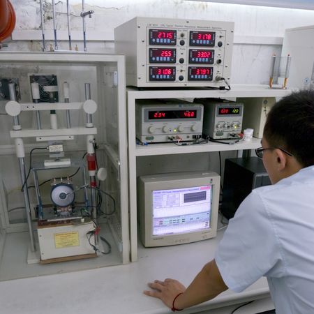 散熱器熱阻測試儀器，檢測散熱器散熱效率是否達到客戶要求。