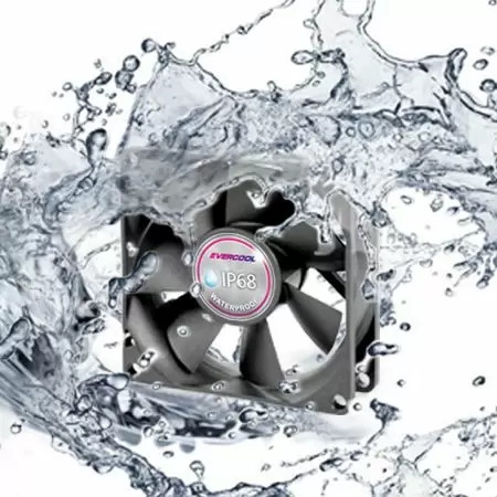 EVERCOOL IP68 Lüfter, mehr als 1 Meter in Wasser eingetaucht und läuft weiterhin.