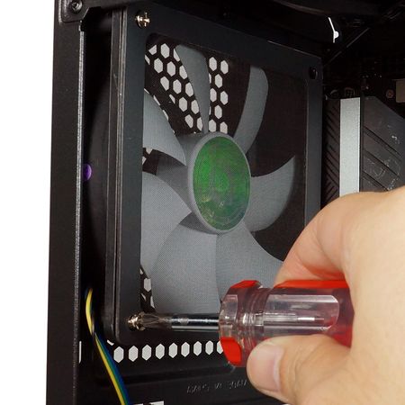 Optionale Schraubinstallation, mehrere Installationsmethoden.