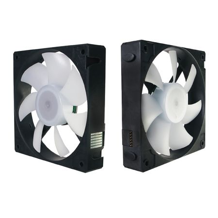 L'assemblage du ventilateur ne nécessite pas de fils, il est pratique et simple.