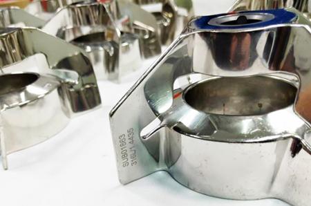 Nach der Reparatur werden die Teile nach Korea und China exportiert.