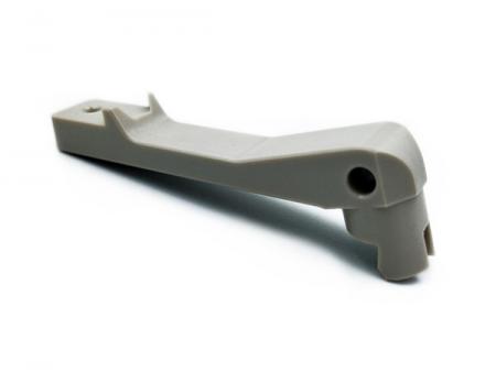 申玥加工的PEEK塑胶治具，可依照客户精度要求加工。