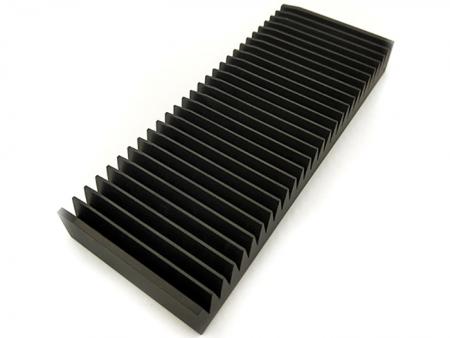 يمكن التحكم في دقة تحمل معالجة PPS بدقة تصل إلى 0.05 مم (يمكن مناقشة الدقة الخاصة المطلوبة).