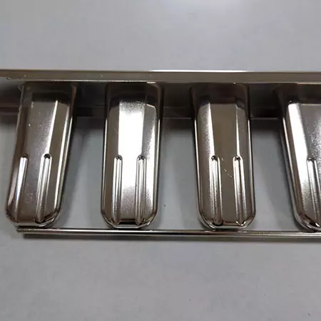Khuôn đóng đá inox