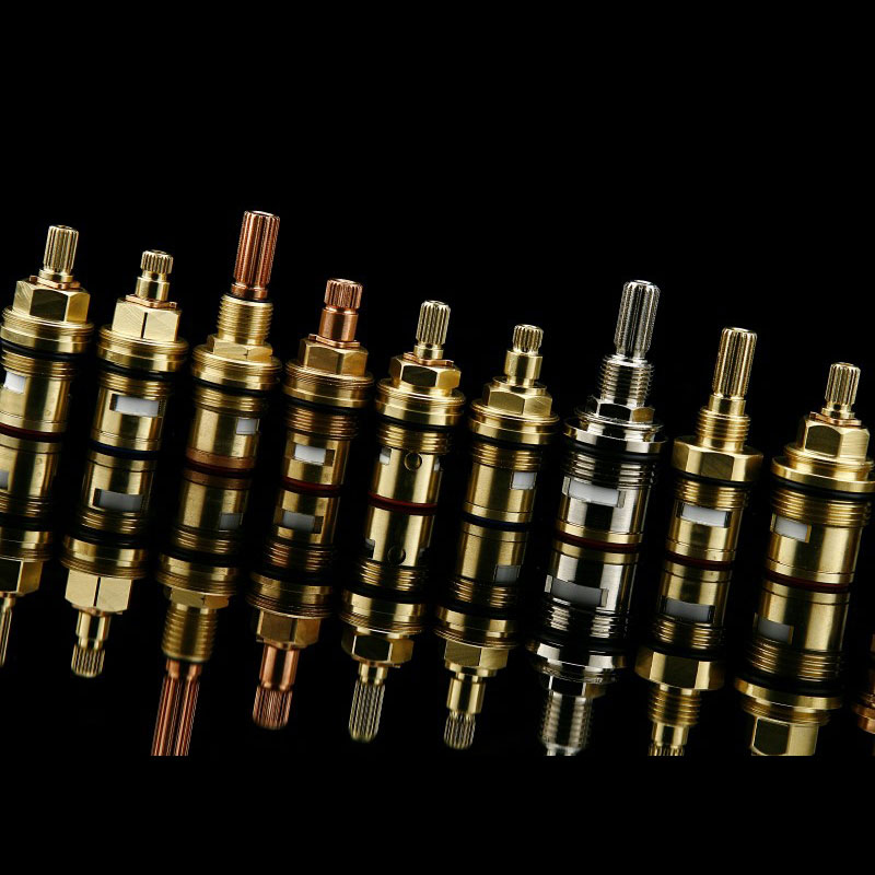 Rubinetto a due maniglie in ottone con cartuccia in ceramica da 3/8 pollici