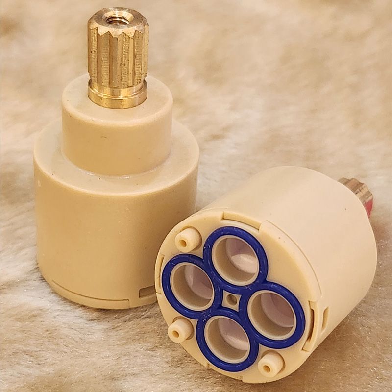 31 मिमी 4 पोर्ट्स मल्टीपल फंक्शन प्लास्टिक स्टैंडर्ड बेस 360 डिग्री टर्न डाइवर्टर कार्ट्रिज