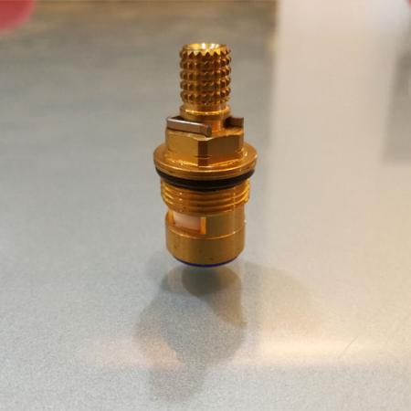 1/4 Two Handle Faucet Brass Ceramic Cartridge (Headwork)