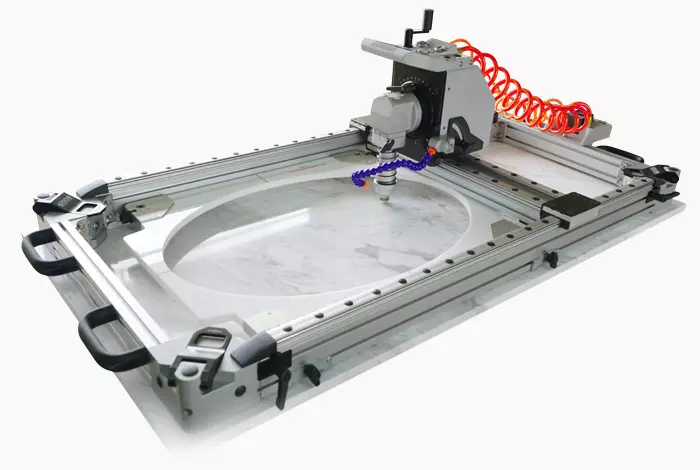 GISON द्वारा डिजाइन की गई तीसरी वायु चालित पोर्टेबल सिंक होल कटिंग मशीन बेहतर, हल्की और अधिक कुशल दिखती है