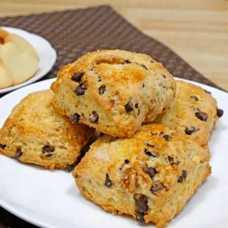 Biscotti - Proposta di pianificazione della produzione di biscotti e attrezzature