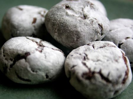 Chocolate crinkle cookies are made with great uniformity