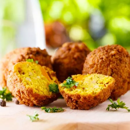 Falafel - Pleanáil Táirgeadh Falafel agus trealamh