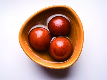 Gulab Jamun made with automated production