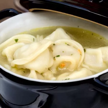 Forslag til planlægning af Kreplach-produktion og udstyr