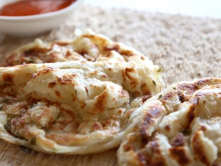 Lachha Paratha are uniformly made with highly efficient automated machinery