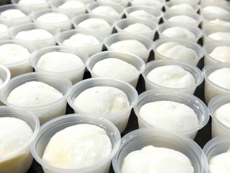 Vynikajúca kvalita Mochi zmrzliny vyrobená pomocou vysokej účinnosti automatizovaných strojov