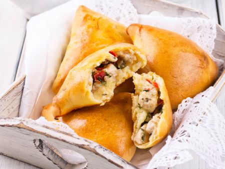 Pirozhki made with highly efficient automated production