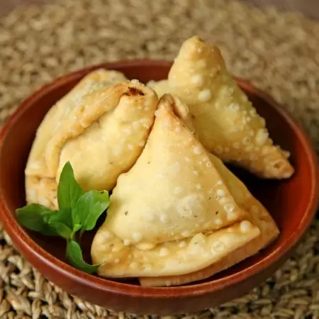 Punjabi Samosa - Toidumasinate lahendus Punjabi Samosa tootmiseks