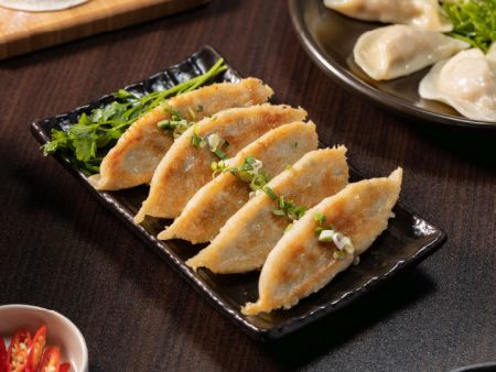 The size and shapes of the Gyoza are customizable