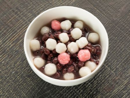 Tang Yuan can be made into 8mm to 20mm balls