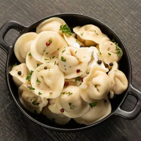 Forslag til produktion af tortellini og udstyr