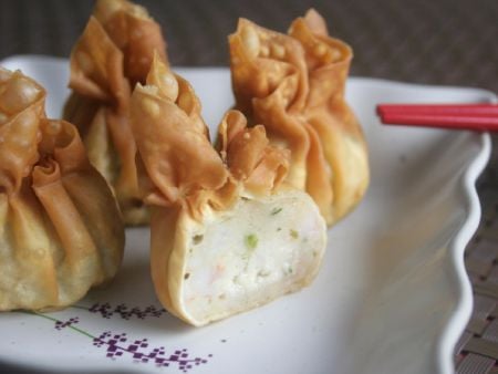Wonton is firmly filled with meat filling
