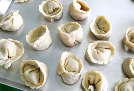 Mesin Dumpling Membantu Meningkatkan Kapasiti dan Mengstandardkan Produk