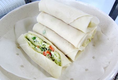 Paneer Spring Roll Automatic Production Equipment Designed with Special Filling Device