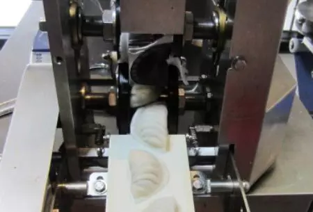 Automatic Har Gao Making Machine for a Hong Kong Company