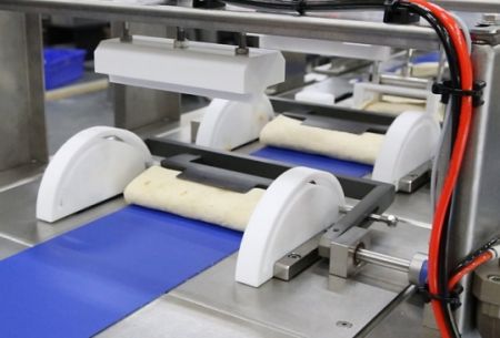 Semi-Automatisk Burrito Formningsmaskin Designad för det amerikanska företaget