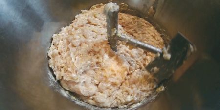 Επεξεργασία υψηλής ιξώδους γεμίσματος κρέατος.