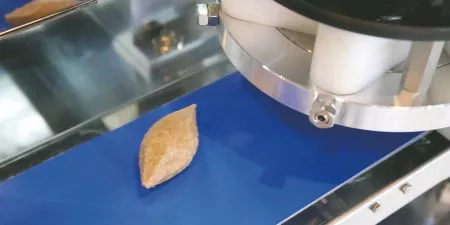 Kibbeh sind perfekt geformt und wirken handgemacht