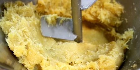 Γέμιση μαρμελάδας