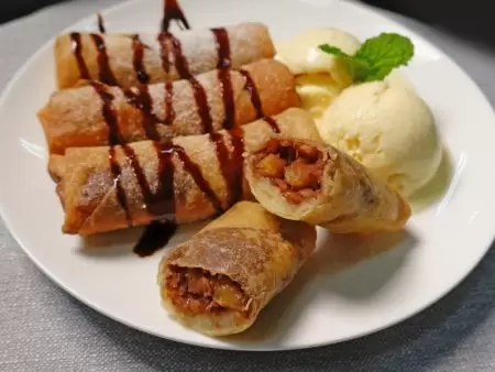 Sweet Spring Rolls filled with a diced apple filling