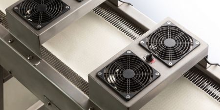 Il dispose d'un convoyeur de refroidissement de pâte de 2,5 mètres