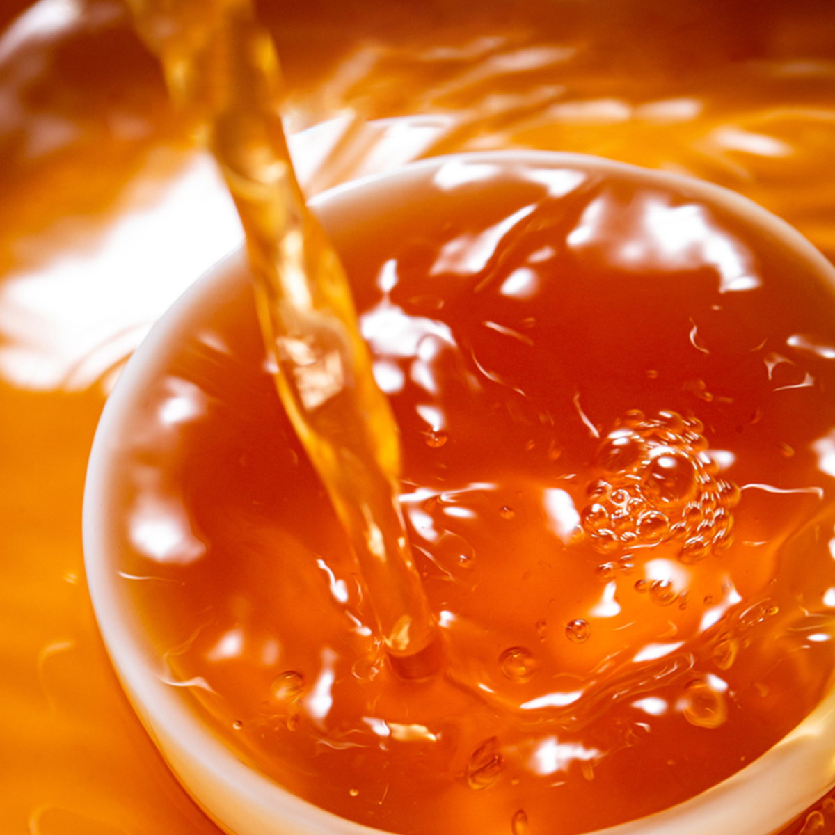 The Secret to a Sweet Aftertaste:
How Dasin’s Automatic Instant Heating Tea Brewer and Water Precision Win Customer Loyalty