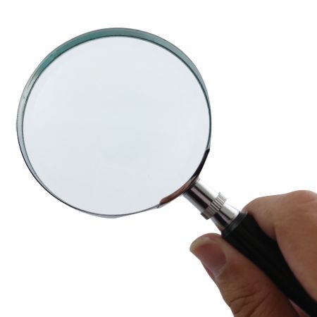classic tound handheld magnifying glass