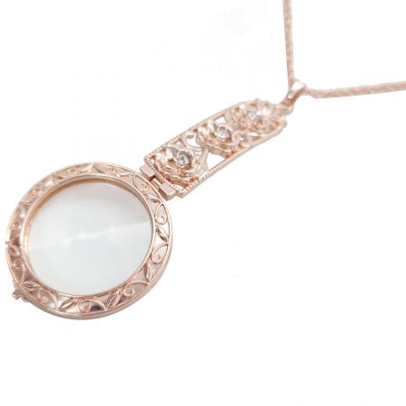 玫瑰金吊墜放大鏡帶有高雅可折疊花朵手柄