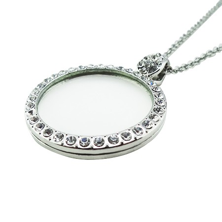 Lupa colgante de plata para baja visión